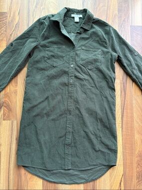 Lucky Brand Woman’s Size XS Olive Corduroy Shirt Dress